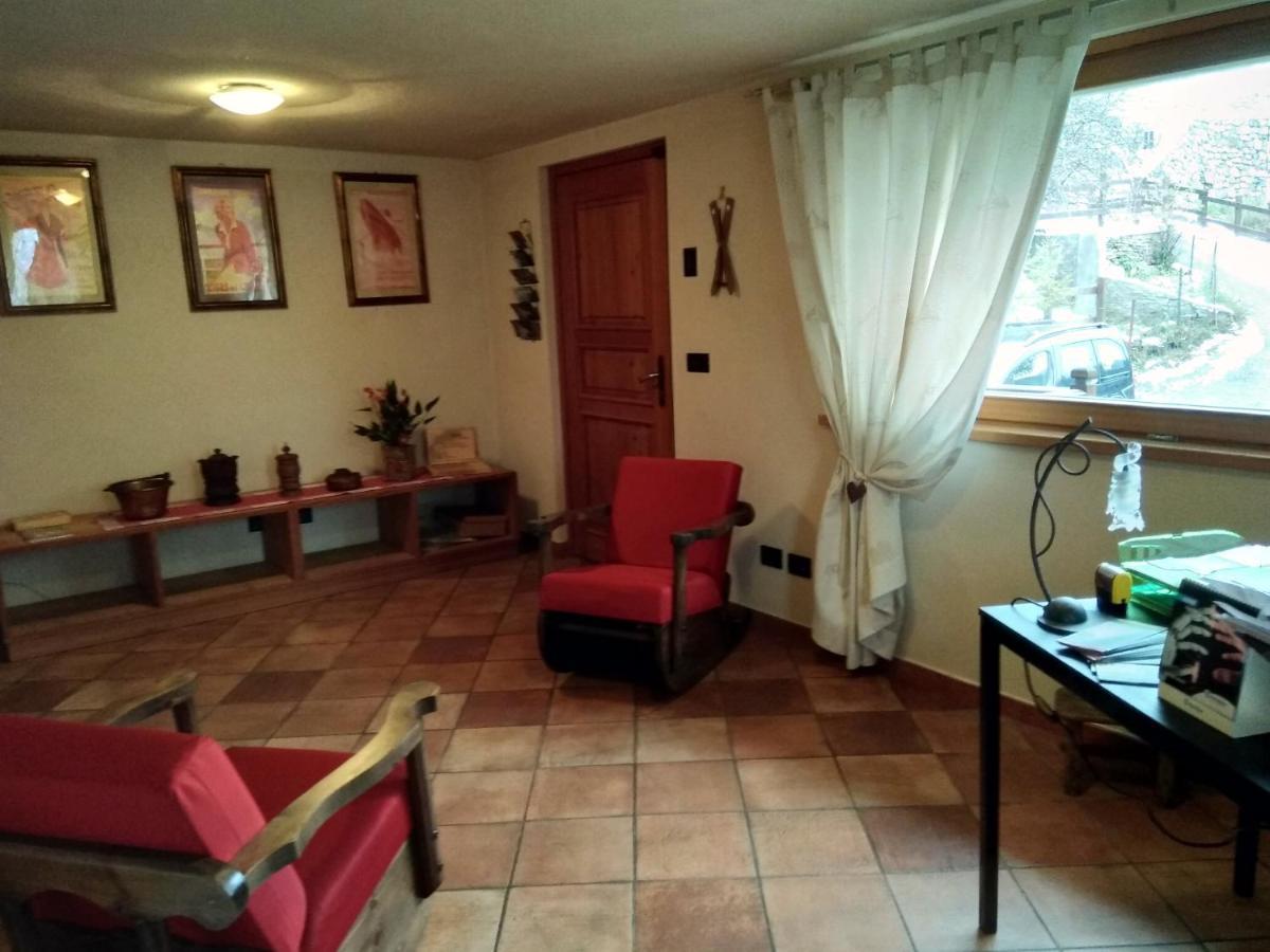Affittacamere I Picchi Gressan Exterior foto
